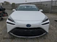 ✅ 2022 Toyota Mirai XLE • VIN: JTDAAAAA8NA006449 • Лот: 50347225. Опубликован ранее на Copart с пробегом 27 699 миль. Бесплатный доступ к архиву аукционных продаж из США и подробный отчёт об истории автомобиля на DreamBid. Изображение 5.