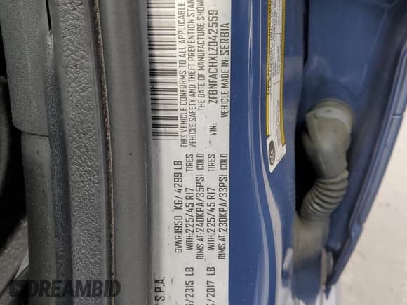 ✅ 2020 FIAT 500L Lounge • VIN: ZFBNFACHXLZ042559 • Lot: 90549195. Wystawiony na Copart z przebiegiem 65 067 mil. Bezpłatny archiwum sprzedaży aukcyjnych z USA i szczegółowy raport historii pojazdu na DreamBid. Zdjęcie 12.