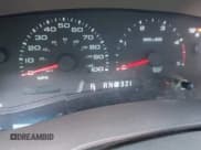 ✅ 2003 Ford Excursion Limited • VIN: 1FMSU43P93EC70666 • Lot: 43376166. Wystawiony na IAAI z przebiegiem 197 976 mil. Bezpłatny archiwum sprzedaży aukcyjnych z USA i szczegółowy raport historii pojazdu na DreamBid. Zdjęcie 15.