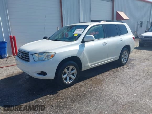 ✅ 2009 Toyota Highlander • VIN: JTEDS41A192074342 • Lot: 42656207. Listed on IAAI with 245,450 mi. Free auction sales archive from the USA and detailed vehicle history report at DreamBid. Image 2.