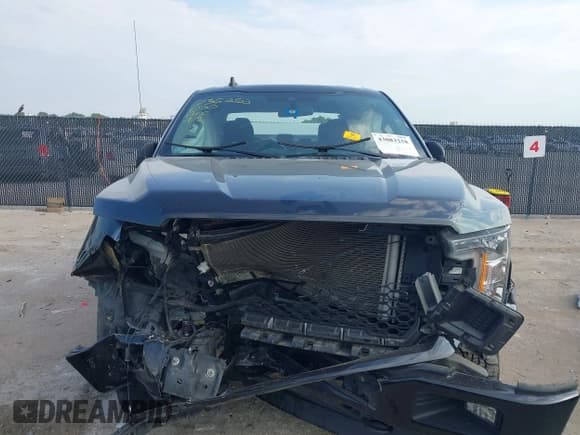 ✅ 2020 Ford F-150 XL • VIN: 1FTEW1E59LKF14176 • Lot: 43083258. Wystawiony na IAAI z przebiegiem Nie podano. Bezpłatny archiwum sprzedaży aukcyjnych z USA i szczegółowy raport historii pojazdu na DreamBid. Zdjęcie 10.