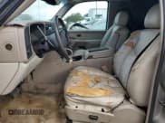 ✅ 2003 Chevrolet Suburban LT • VIN: 3GNEC16Z73G139932 • Лот: 80663954. Опубликован ранее на Copart с пробегом 196 131 миль. Бесплатный доступ к архиву аукционных продаж из США и подробный отчёт об истории автомобиля на DreamBid. Изображение 7.