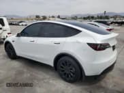 ✅ 2022 Tesla Model Y Long Range • VIN: 7SAYGDEE1NF540740 • Lot: 70879985. Wystawiony na Copart z przebiegiem 29 702 mil. Bezpłatny archiwum sprzedaży aukcyjnych z USA i szczegółowy raport historii pojazdu na DreamBid. Zdjęcie 2.