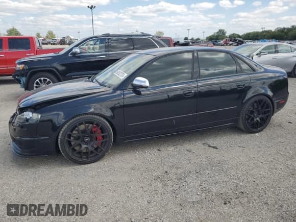 ✅ 2007 Audi S4 • VIN: WAUGL78E47A136678 • Лот: 68352724. Опубликован ранее на Copart с пробегом 106 989 миль. Бесплатный доступ к архиву аукционных продаж из США и подробный отчёт об истории автомобиля на DreamBid. Изображение 1.