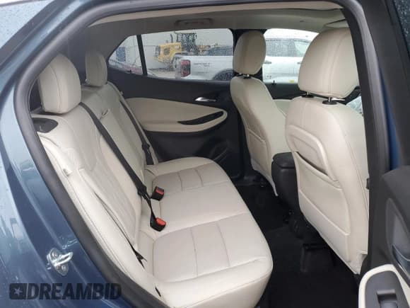 ✅ 2024 Buick Encore GX Avenir • VIN: KL4AMGSL0RB020558 • Lot: 92287285. Wystawiony na Copart z przebiegiem Nie podano. Bezpłatny archiwum sprzedaży aukcyjnych z USA i szczegółowy raport historii pojazdu na DreamBid. Zdjęcie 10.