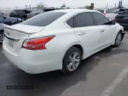 ✅ 2014 Nissan Altima SV • VIN: 1N4AL3AP4EC317607 • Lot: 42487107. Listed on IAAI with 135,574 mi. Free auction sales archive from the USA and detailed vehicle history report at DreamBid. Image 4.