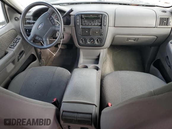 ✅ 2002 Ford Explorer XLS • VIN: 1FMZU72E02UA28983 • Лот: 56871915. Опубликован ранее на Copart с пробегом Не указан. Бесплатный доступ к архиву аукционных продаж из США и подробный отчёт об истории автомобиля на DreamBid. Изображение 8.