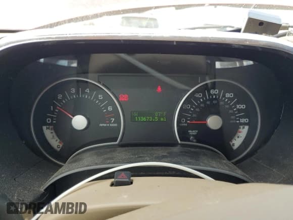 ✅ 2010 Ford Explorer XLT • VIN: 1FMEU6DE4AUA05596 • Lot: 69029015. Wystawiony na Copart z przebiegiem 113 673 mil. Bezpłatny archiwum sprzedaży aukcyjnych z USA i szczegółowy raport historii pojazdu na DreamBid. Zdjęcie 9.