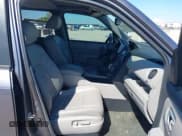 ✅ 2014 Honda Pilot EX-L • VIN: 5FNYF3H72EB015354 • Lot: 43403546. Listed on IAAI with 132,249 mi. Free auction sales archive from the USA and detailed vehicle history report at DreamBid. Image 5.