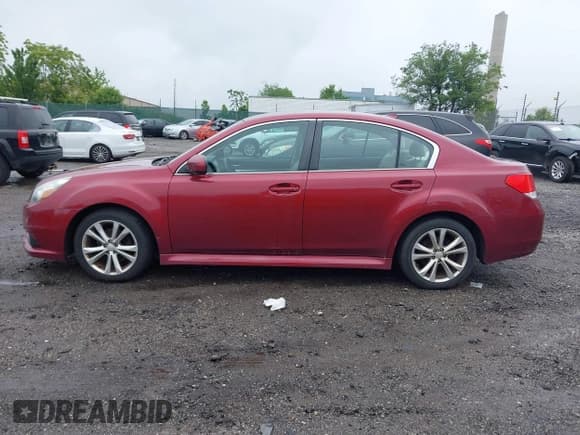 ✅ 2014 Subaru Legacy Premium • VIN: 4S3BMBC64E3009816 • Lot: 42378007. Listed on IAAI with 229,603 mi. Free auction sales archive from the USA and detailed vehicle history report at DreamBid. Image 13.