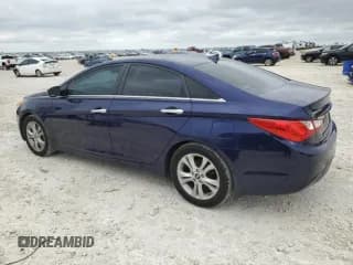 ✅ 2013 Hyundai Sonata SE • VIN: 5NPEC4AC8DH604949 • Lot: 70630974. Listed on Copart with 104,898 mi. Free auction sales archive from the USA and detailed vehicle history report at DreamBid. Image 2.