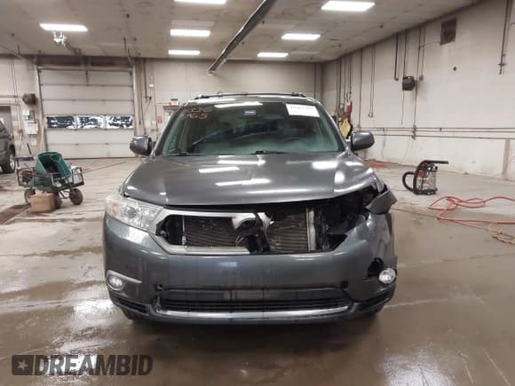 ✅ 2013 Toyota Highlander Plus • VIN: 5TDBK3EH6DS256360 • Лот: 43367765. Опубликован ранее на IAAI с пробегом 121 955 миль. Бесплатный доступ к архиву аукционных продаж из США и подробный отчёт об истории автомобиля на DreamBid. Изображение 12.