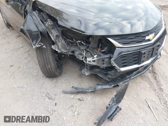 ✅ 2016 Chevrolet Cruze LS • VIN: 1G1BC5SM9G7282274 • Lot: 43467673. Wystawiony na IAAI z przebiegiem 123 315 mil. Bezpłatny archiwum sprzedaży aukcyjnych z USA i szczegółowy raport historii pojazdu na DreamBid. Zdjęcie 6.