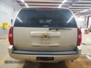 ✅ 2008 Chevrolet Suburban 3LT • VIN: 1GNFC16038R142159 • Lot: 89521845. Listed on Copart with 140,112 mi. Free auction sales archive from the USA and detailed vehicle history report at DreamBid. Image 6.