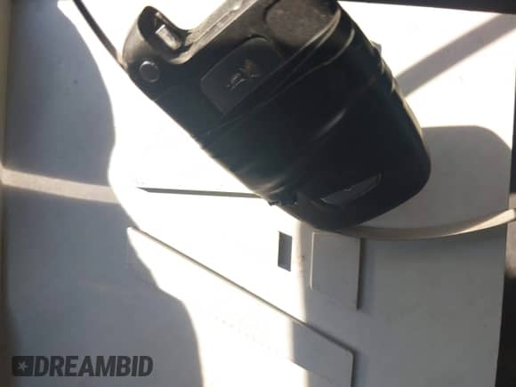 2012 Hyundai Genesis 4.6L with VIN KMHGC4DF5CU207343, listed as a IAAI auction lot 43236334 with 77,533 mi miles and . Bid and sale history available at DreamBid. Image 11.