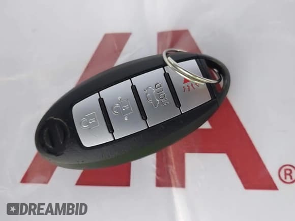 ✅ 2017 Nissan Altima S • VIN: 1N4AL3AP4HC135751 • Лот: 43633636. Опубликован ранее на IAAI с пробегом 231 856 миль. Бесплатный доступ к архиву аукционных продаж из США и подробный отчёт об истории автомобиля на DreamBid. Изображение 11.