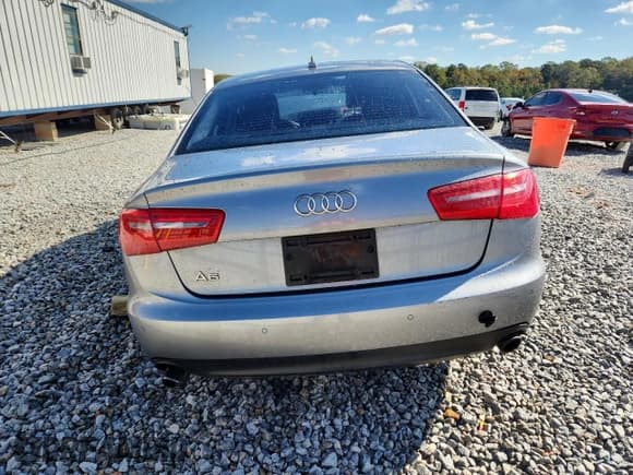 ✅ 2014 Audi A6 Premium Plus • VIN: WAUGFAFC7EN037476 • Лот: 90705755. Опубликован ранее на Copart с пробегом 155 400 миль. Бесплатный доступ к архиву аукционных продаж из США и подробный отчёт об истории автомобиля на DreamBid. Изображение 6.