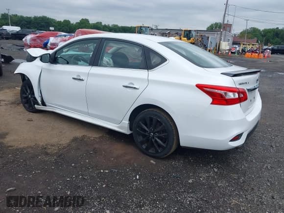 ✅ 2017 Nissan Sentra SV • VIN: 3N1AB7AP1HY349594 • Lot: 42892821. Wystawiony na IAAI z przebiegiem 68 644 mil. Bezpłatny archiwum sprzedaży aukcyjnych z USA i szczegółowy raport historii pojazdu na DreamBid. Zdjęcie 3.
