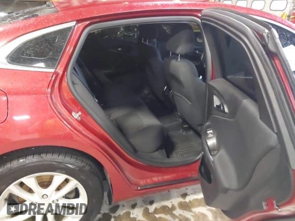 ✅ 2016 Chevrolet Malibu Hybrid • VIN: 1G1ZJ5SU0GF310084 • Lot: 43388707. Listed on IAAI with 141,678 mi. Free auction sales archive from the USA and detailed vehicle history report at DreamBid. Image 8.