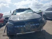 ✅ 2025 Mercedes-Benz GLA 250 • VIN: W1N4N4GB5SJ671011 • Lot: 42442204. Wystawiony na IAAI z przebiegiem 7 229 mil. Bezpłatny archiwum sprzedaży aukcyjnych z USA i szczegółowy raport historii pojazdu na DreamBid. Zdjęcie 6.