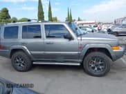 ✅ 2007 Jeep Commander Limited • VIN: 1J8HG58277C657056 • Lot: 43490802. Wystawiony na IAAI z przebiegiem 119 538 mil. Bezpłatny archiwum sprzedaży aukcyjnych z USA i szczegółowy raport historii pojazdu na DreamBid. Zdjęcie 13.