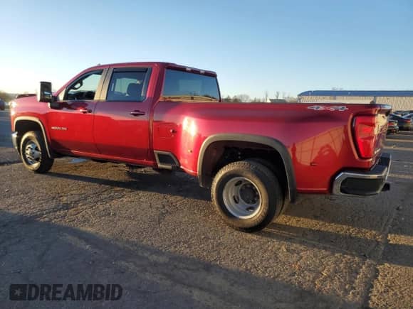 2021 Chevrolet Silverado 3500HD LT z VIN 1GC4YTEY9MF306188, wystawiony jako Copart lot #91661515 z przebiegiem 67 861 mil mil oraz Szkoda całkowita • Salvage title. Historia ofert i sprzedaży dostępna na DreamBid. Obrazek 2.