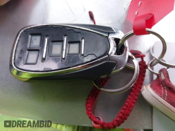 ✅ 2017 Chevrolet Malibu LT • VIN: 1G1ZE5ST9HF127201 • Lot: 43430542. Listed on IAAI with 116,661 mi. Free auction sales archive from the USA and detailed vehicle history report at DreamBid. Image 11.