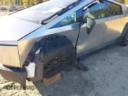 ✅ 2024 Tesla Cybertruck • VIN: 7G2CEHED6RA022599 • Лот: 43424440. Опубликован ранее на IAAI с пробегом 19 331 миль. Бесплатный доступ к архиву аукционных продаж из США и подробный отчёт об истории автомобиля на DreamBid. Изображение 6.