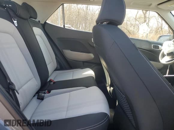 ✅ 2023 Hyundai Venue SEL • VIN: KMHRC8A37PU238111 • Lot: 47438265. Listed on Copart with 10,200 mi. Free auction sales archive from the USA and detailed vehicle history report at DreamBid. Image 10.