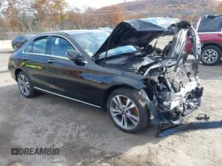 ✅ 2021 Mercedes-Benz C 300 • VIN: W1KWF8EB4MR635599 • Lot: 43625166. Wystawiony na IAAI z przebiegiem 42 909 mil. Bezpłatny archiwum sprzedaży aukcyjnych z USA i szczegółowy raport historii pojazdu na DreamBid. Zdjęcie 1.