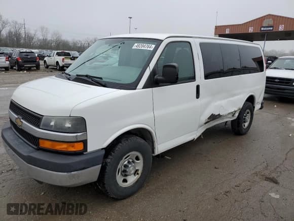 ✅ 2013 Chevrolet Express Passenger 1LT • VIN: 1GAZGYFG4D1190237 • Lot: 49204764. Wystawiony na Copart z przebiegiem 159 160 mil. Bezpłatny archiwum sprzedaży aukcyjnych z USA i szczegółowy raport historii pojazdu na DreamBid. Zdjęcie 1.