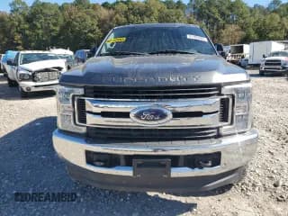 ✅ 2017 Ford F-250 XL • VIN: 1FT7W2B61HEC66605 • Lot: 91185585. Wystawiony na Copart z przebiegiem 123 246 mil. Bezpłatny archiwum sprzedaży aukcyjnych z USA i szczegółowy raport historii pojazdu na DreamBid. Zdjęcie 5.