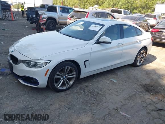 ✅ 2017 BMW 4 Series 430i xDrive • VIN: WBA4F9C39HG812679 • Lot: 42557349. Listed on IAAI with 141,323 mi. Free auction sales archive from the USA and detailed vehicle history report at DreamBid. Image 17.