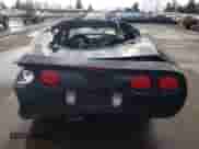 2004 Chevrolet Corvette z VIN 1G1YY22G645101014, wystawiony jako Copart lot #45772485 z przebiegiem 65 609 mil mil oraz Szkoda całkowita • Salvage title. Historia ofert i sprzedaży dostępna na DreamBid. Obrazek 6.