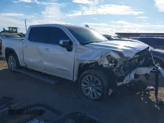✅ 2021 GMC Sierra 1500 Denali • VIN: 3GTU9FETXMG200947 • Лот: 41322825. Опубликован ранее на IAAI с пробегом Не указан. Бесплатный доступ к архиву аукционных продаж из США и подробный отчёт об истории автомобиля на DreamBid. Изображение 1.