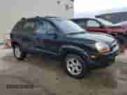 2009 Hyundai Tucson SE z VIN KM8JN72D69U974579, wystawiony jako Copart lot #76964564 z przebiegiem 98 569 mil mil oraz Nie do naprawy • Non repairable. Historia ofert i sprzedaży dostępna na DreamBid. Obrazek 4.