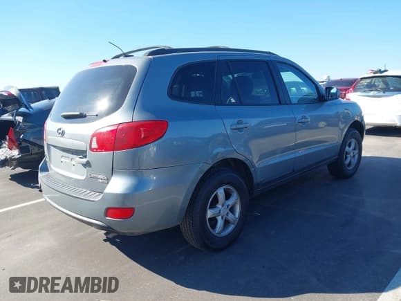 ✅ 2008 Hyundai Santa Fe GLS • VIN: 5NMSG73D68H198784 • Lot: 43586655. Listed on IAAI with 230,264 mi. Free auction sales archive from the USA and detailed vehicle history report at DreamBid. Image 4.