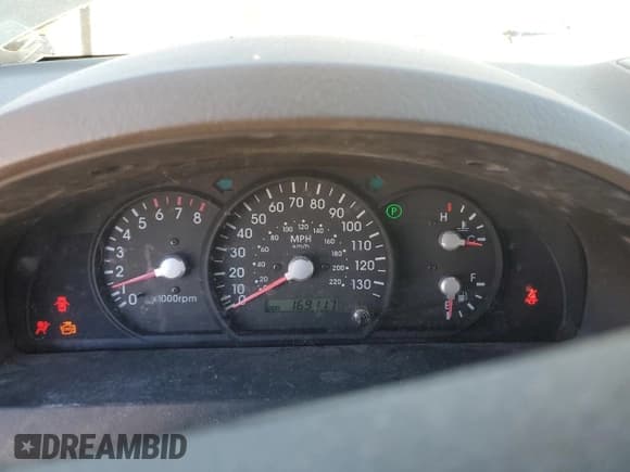 ✅ 2004 Kia Sorento LX • VIN: KNDJC733345200325 • Лот: 87395345. Опубликован ранее на Copart с пробегом 169 117 миль. Бесплатный доступ к архиву аукционных продаж из США и подробный отчёт об истории автомобиля на DreamBid. Изображение 9.