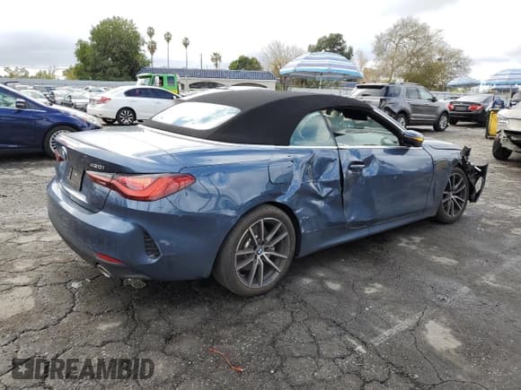 ✅ 2023 BMW 4 Series 430i • VIN: WBA23AT09PCM39690 • Lot: 43609655. Listed on Copart with 11,224 mi. Free auction sales archive from the USA and detailed vehicle history report at DreamBid. Image 3.