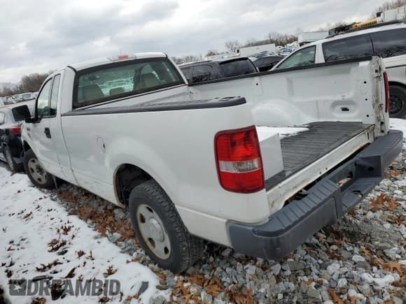 ✅ 2008 Ford F-150 XL • VIN: 1FTRF12248KC52568 • Lot: 74916714. Wystawiony na Copart z przebiegiem Nie podano. Bezpłatny archiwum sprzedaży aukcyjnych z USA i szczegółowy raport historii pojazdu na DreamBid. Zdjęcie 2.