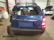 2007 Hyundai Tucson SE z VIN KM8JN72D77U592770, wystawiony jako Copart lot #83358044 z przebiegiem 137 102 mil mil oraz Szkoda całkowita • Salvage title. Historia ofert i sprzedaży dostępna na DreamBid. Obrazek 6.