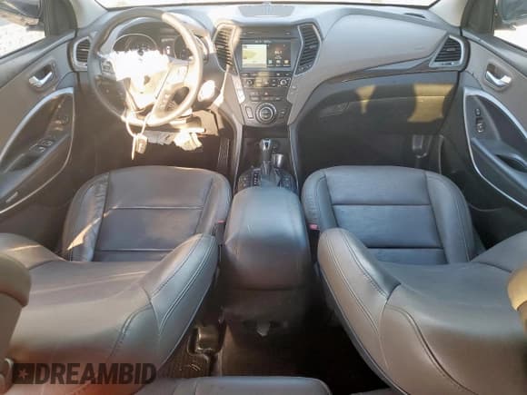 ✅ 2017 Hyundai Santa Fe 2.4L • VIN: 5XYZUDLB0HG400694 • Lot: 86504635. Listed on Copart with 174,876 mi. Free auction sales archive from the USA and detailed vehicle history report at DreamBid. Image 8.