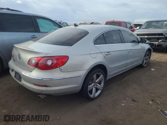 ✅ 2009 Volkswagen CC 4Motion • VIN: WVWGU73C29E548552 • Lot: 38075104. Wystawiony na Copart z przebiegiem 123 781 mil. Bezpłatny archiwum sprzedaży aukcyjnych z USA i szczegółowy raport historii pojazdu na DreamBid. Zdjęcie 3.