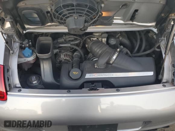 ✅ 2005 Porsche 911 Carrera 997 • VIN: WP0AA29975S716954 • Lot: 79488564. Wystawiony na Copart z przebiegiem 94 989 mil. Bezpłatny archiwum sprzedaży aukcyjnych z USA i szczegółowy raport historii pojazdu na DreamBid. Zdjęcie 12.