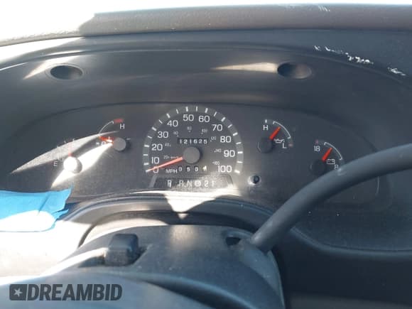 ✅ 2000 Ford Econoline Cargo • VIN: 1FTNE2428YHB38722 • Лот: 43348284. Опубликован ранее на IAAI с пробегом 121 625 миль. Бесплатный доступ к архиву аукционных продаж из США и подробный отчёт об истории автомобиля на DreamBid. Изображение 7.