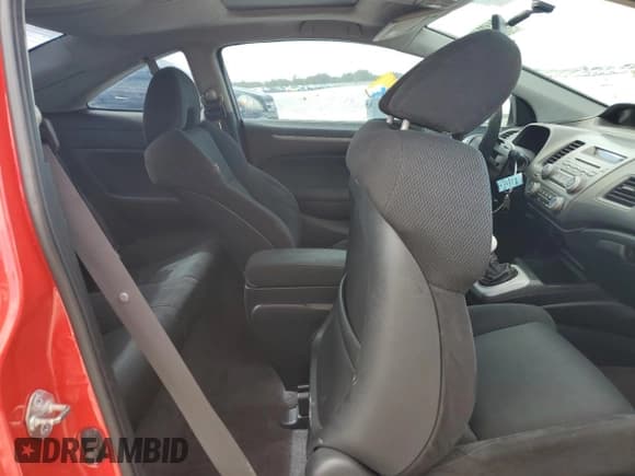 ✅ 2006 Honda Civic Si • VIN: 2HGFG21506H710436 • Lot: 91123405. Wystawiony na Copart z przebiegiem 170 068 mil. Bezpłatny archiwum sprzedaży aukcyjnych z USA i szczegółowy raport historii pojazdu na DreamBid. Zdjęcie 10.