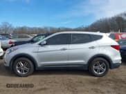 ✅ 2017 Hyundai Santa Fe 2.4L • VIN: 5XYZTDLB2HG428225 • Лот: 41621569. Опубликован ранее на IAAI с пробегом Не указан. Бесплатный доступ к архиву аукционных продаж из США и подробный отчёт об истории автомобиля на DreamBid. Изображение 14.