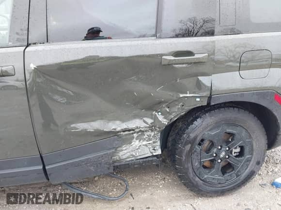 2024 Hyundai Santa Fe XRT с VIN 5NMP3DGL4RH042388, выставлен на аукционе IAAI как лот 41469428 с пробегом 4 113 миль миль и . История ставок и продаж доступна на DreamBid. Изображение 6.