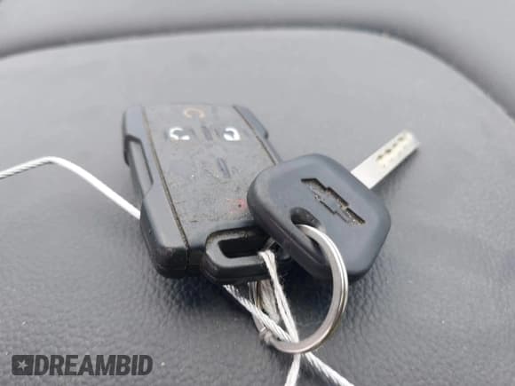 ✅ 2016 Chevrolet Silverado 2500HD LT • VIN: 1GC1KVE85GF165933 • Лот: 42554237. Опубликован ранее на IAAI с пробегом 244 064 миль. Бесплатный доступ к архиву аукционных продаж из США и подробный отчёт об истории автомобиля на DreamBid. Изображение 11.