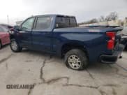 ✅ 2021 Chevrolet Silverado 1500 LT Trail Boss • VIN: 1GCPYFED5MZ205871 • Lot: 41920964. Wystawiony na Copart z przebiegiem 16 976 mil. Bezpłatny archiwum sprzedaży aukcyjnych z USA i szczegółowy raport historii pojazdu na DreamBid. Zdjęcie 2.